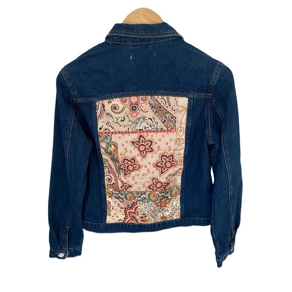 Brit.NY Floral Paisley Embellished Denim Jean Jacket NWT Size M - Picture 2 of 8
